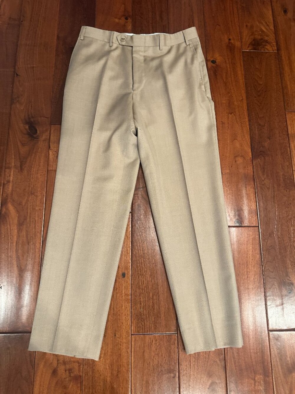 Canali Men’s 100% Wool Dress Pants Beige Tan Size 32 x 30 Made in Italy